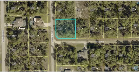 1017 Card St E, Lehigh Acres, FL 33874