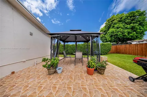 1315 W 79th St, Hialeah, FL 33014 photo 29