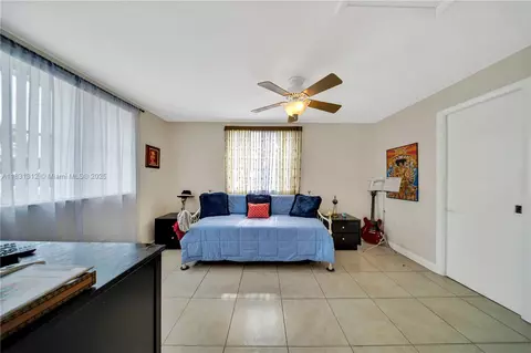 1315 W 79th St, Hialeah, FL 33014 photo 8