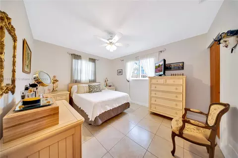 1315 W 79th St, Hialeah, FL 33014 photo 24