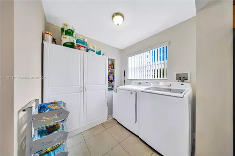 1315 W 79th St, Hialeah, FL 33014 photo 20