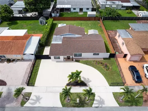 1315 W 79th St, Hialeah, FL 33014 photo 4