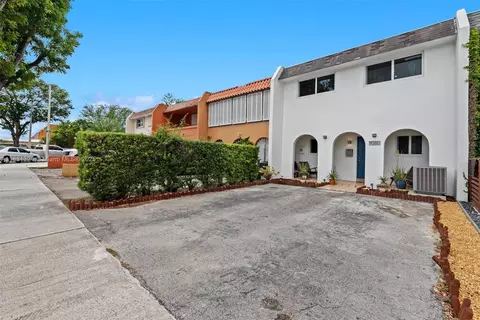 7030 W 2nd Ct, Hialeah, FL 33014 photo 8