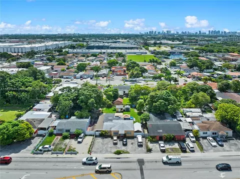 851 SE 8th Ave, Hialeah, FL 33010 photo 1