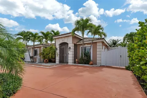 25235 SW 133rd Ave, Homestead, FL 33032