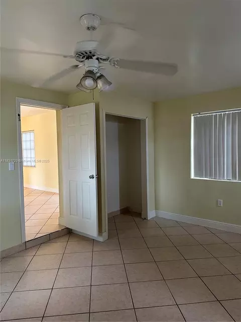 Bedroom - 658 SE 8th Pl, Hialeah, FL 33010 photo 1 of 3