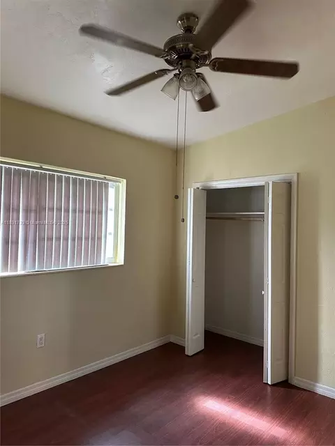 Bedroom - 658 SE 8th Pl, Hialeah, FL 33010 photo 3 of 3