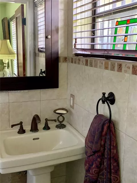 Bath - Undisclosed, Miami, FL 33155 photo 2 of 2