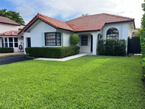 10724 SW 117th Ct, Miami, FL 33186