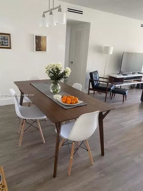 1239 Mariposa Ave #1, Coral Gables, FL 33146
