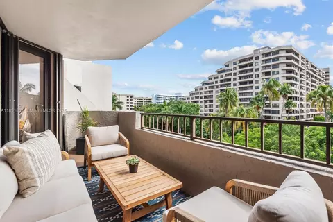 161 Crandon Blvd #412, Key Biscayne, FL 33149