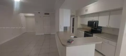 160 SW 117th Ter #6102, Pembroke Pines, FL 33025