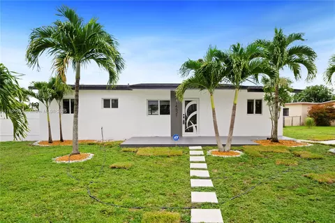 14621 SW 106th Ave, Miami, FL 33176
