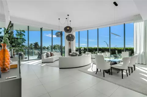 2811 S Bayshore Dr #4A, Miami, FL 33133