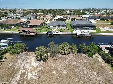 2527 SW 25th Ter, Cape Coral, FL 33914
