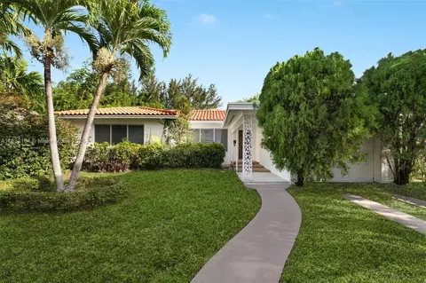 330 N Shore Dr, Miami Beach, FL 33141