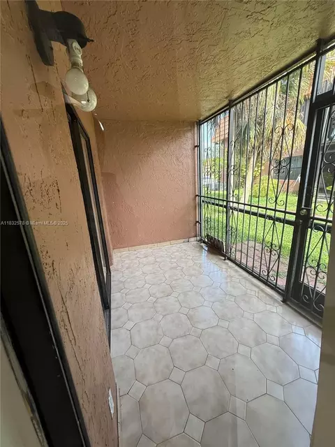 6515 W 27th Ct #49-12, Hialeah, FL 33016