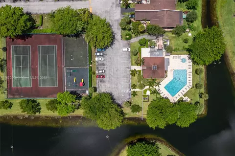 5109 NW 11th Way, Pompano Beach, FL 33064