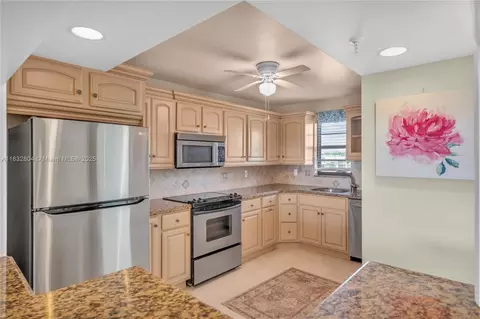 2430 Deer Creek Country Club Blvd #304-2, Deerfield Beach, FL 33442