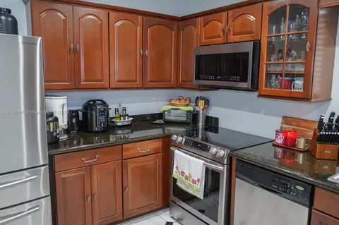 Kitchen - 961 W 53rd St, Hialeah, FL 33012 photo 2 of 5