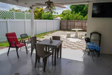 Other - 961 W 53rd St, Hialeah, FL 33012 photo 11 of 11