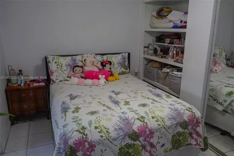 Bedroom - 961 W 53rd St, Hialeah, FL 33012 photo 3 of 4