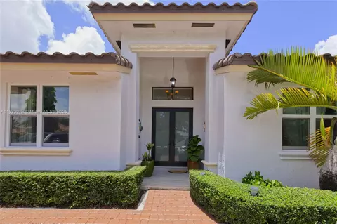2622 SW 143rd Ave, Miami, FL 33175
