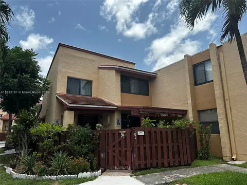 311 W Park Dr #101-13, Miami, FL 33172