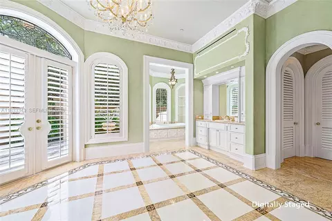 Bath - 209 Commodore Dr, Jupiter, FL 33477 photo 1 of 5