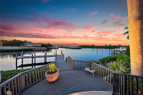 View/Area - 209 Commodore Dr, Jupiter, FL 33477 photo 1 of 8