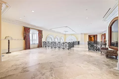 Entry Way - 209 Commodore Dr, Jupiter, FL 33477 photo 5 of 8