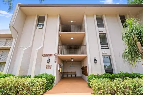 8150 W Mcnab Rd #104, Tamarac, FL 33321