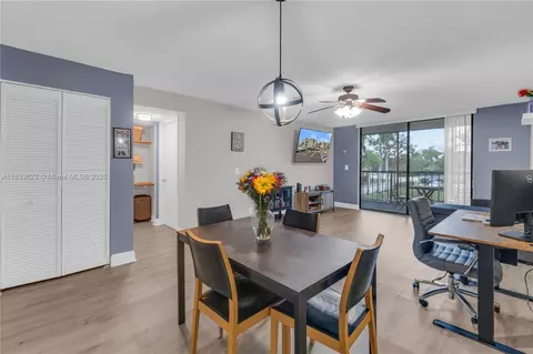 6193 Rock Island Rd #216, Tamarac, FL 33319