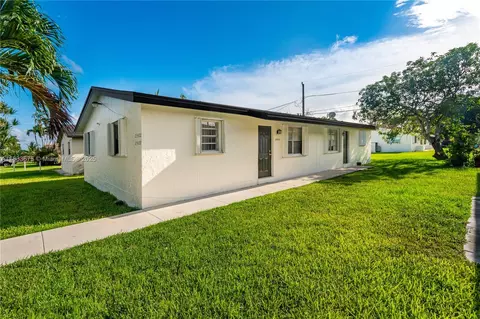 25420 SW 107th Ave, Homestead, FL 33032