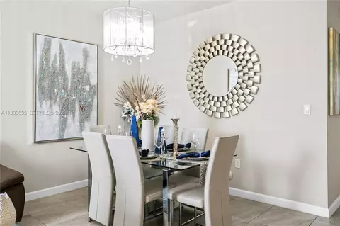 Dining - 10468 W 33rd Ln, Hialeah, FL 33018 photo 1 of 2