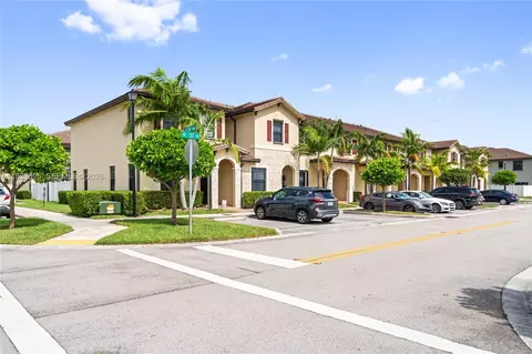 Other - 10468 W 33rd Ln, Hialeah, FL 33018 photo 4 of 37