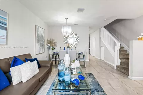 10468 W 33rd Ln, Hialeah, FL 33018