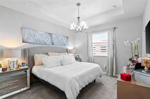 Bedroom - 10468 W 33rd Ln, Hialeah, FL 33018 photo 1 of 8