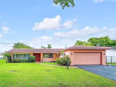 4701 Van Buren St, Hollywood, FL 33021