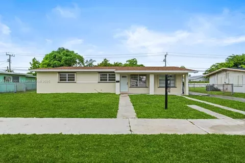 20620 Anchor Rd, Cutler Bay, FL 33189