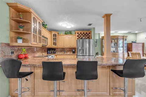 Kitchen - 3741 E 8th Ave, Hialeah, FL 33013 photo 3 of 3