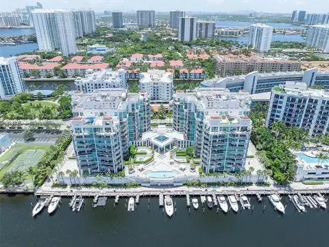 3131 NE 188th St #2-903, Aventura, FL 33180