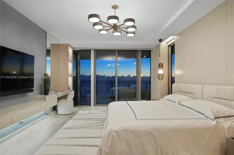 Bedroom - 1116 N Ocean Blvd #1501, Pompano Beach, FL 33062 photo 7 of 20