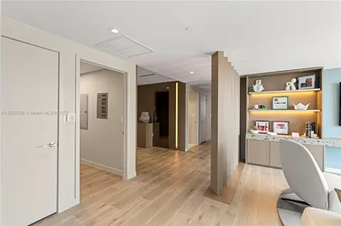 Entry Way - 1116 N Ocean Blvd #1501, Pompano Beach, FL 33062 photo 8 of 11