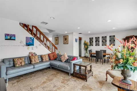 8256 NW 9th Ct #2, Plantation, FL 33324