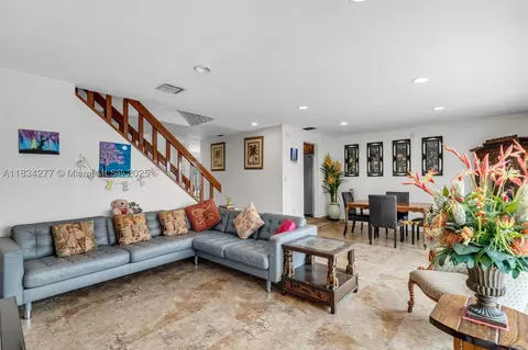 8256 NW 9th Ct #2, Plantation, FL 33324