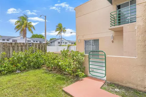 11955 SW 18th Ter #9, Miami, FL 33175