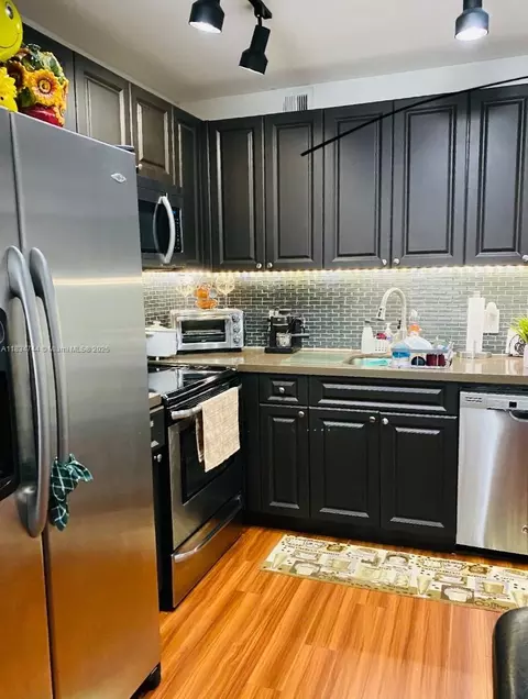 13255 SW 7th Ct #213D, Pembroke Pines, FL 33027