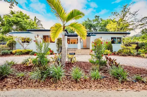 5701 SW 33rd St, Miami, FL 33155