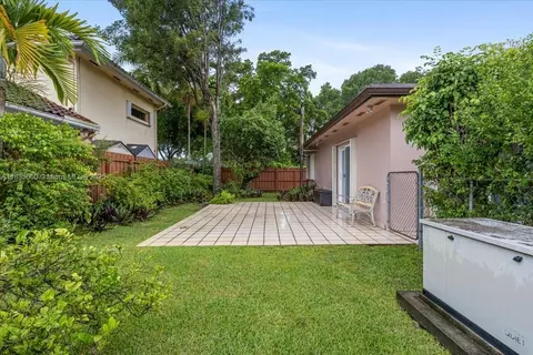 14181 Leaning Pine Dr, Miami Lakes, FL 33014 photo 20